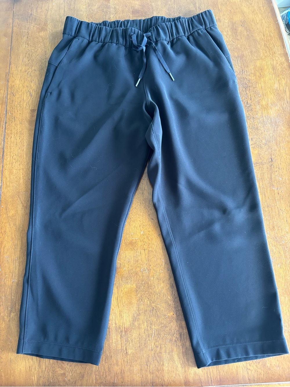 lululemon athletica On The Fly Black Cropped Drawstring Pants